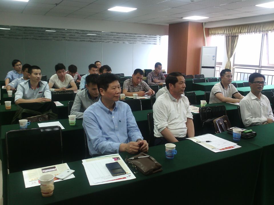 赣州市九州商会建材家具行业小组会议